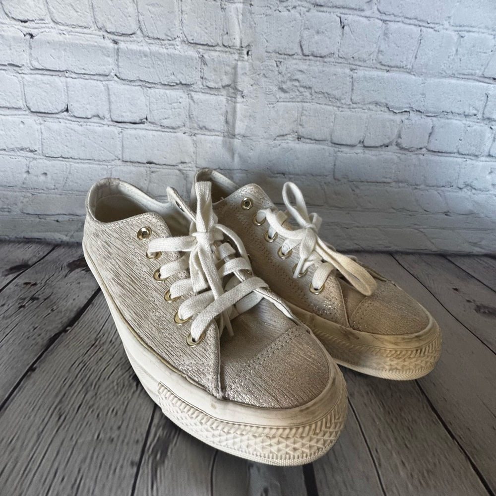 {Converse} Gold-Cream Canvas Sneakers
